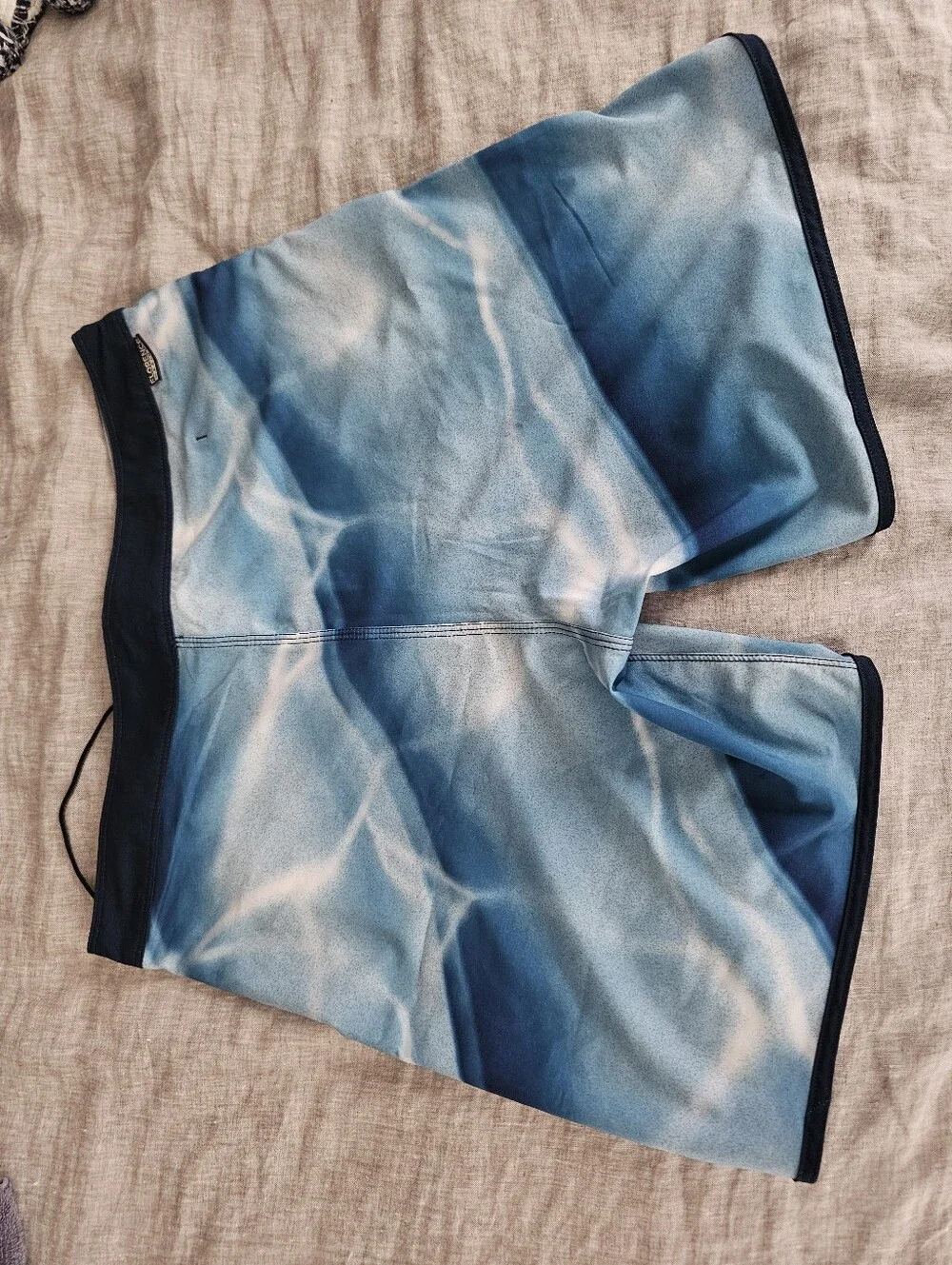 Florence Marine X Shoreline Boardshorts - Men's Size 31 - Water Caustic Print